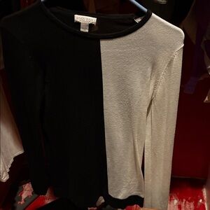 Bisou Bisou Two-Tone Black and White Top